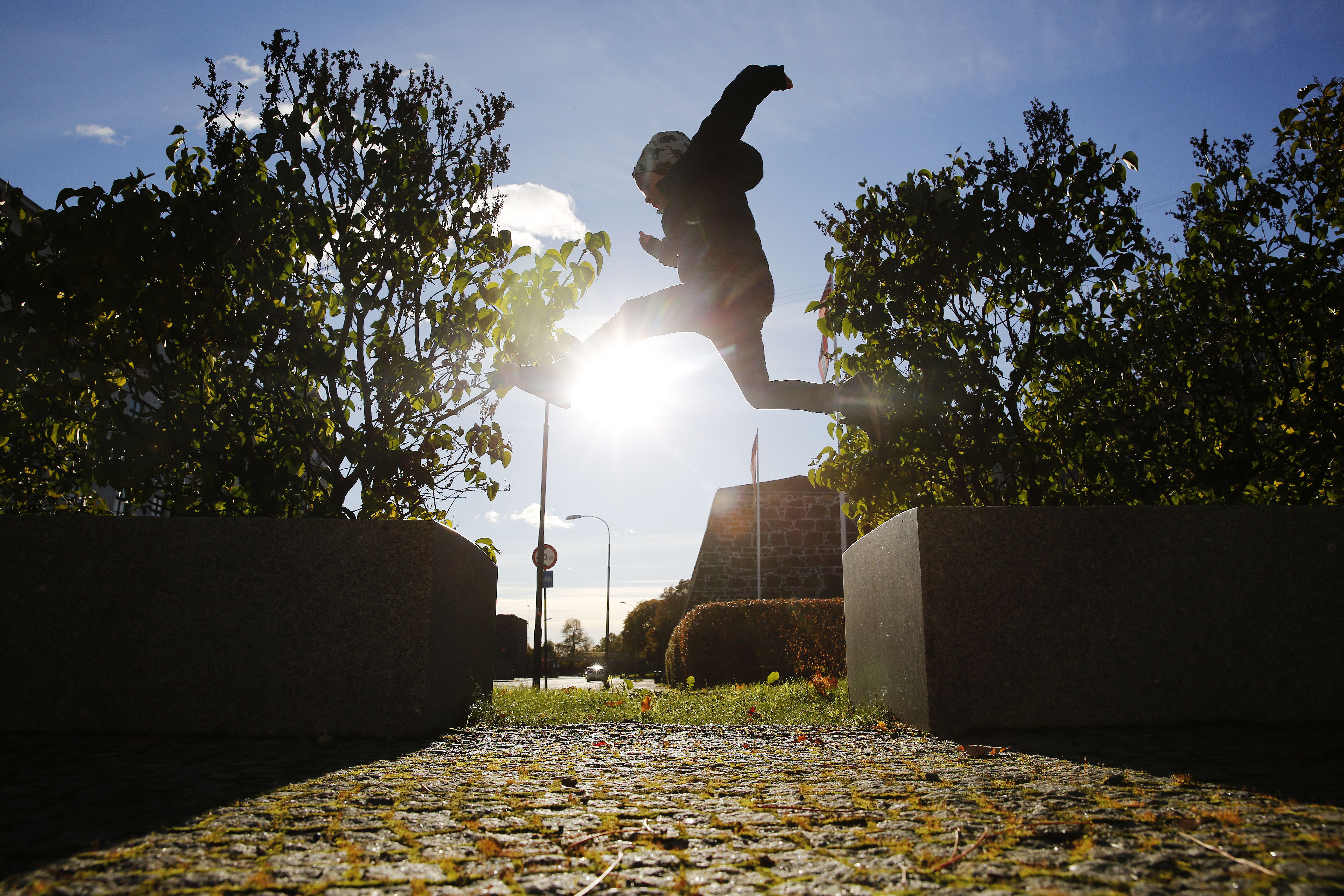 LYS349063 BA D 2020 092 original